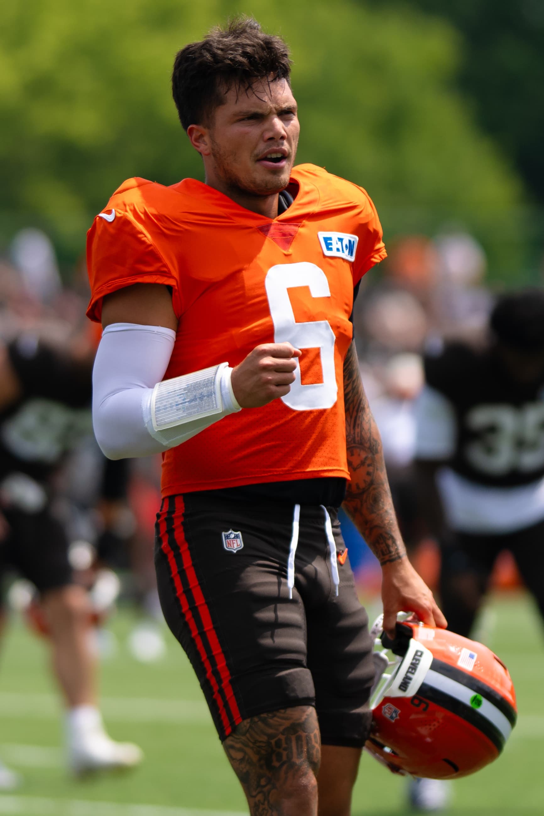 QB Dillon Gabriel in training camp with the Cleveland Browns in 2026 (cropped)