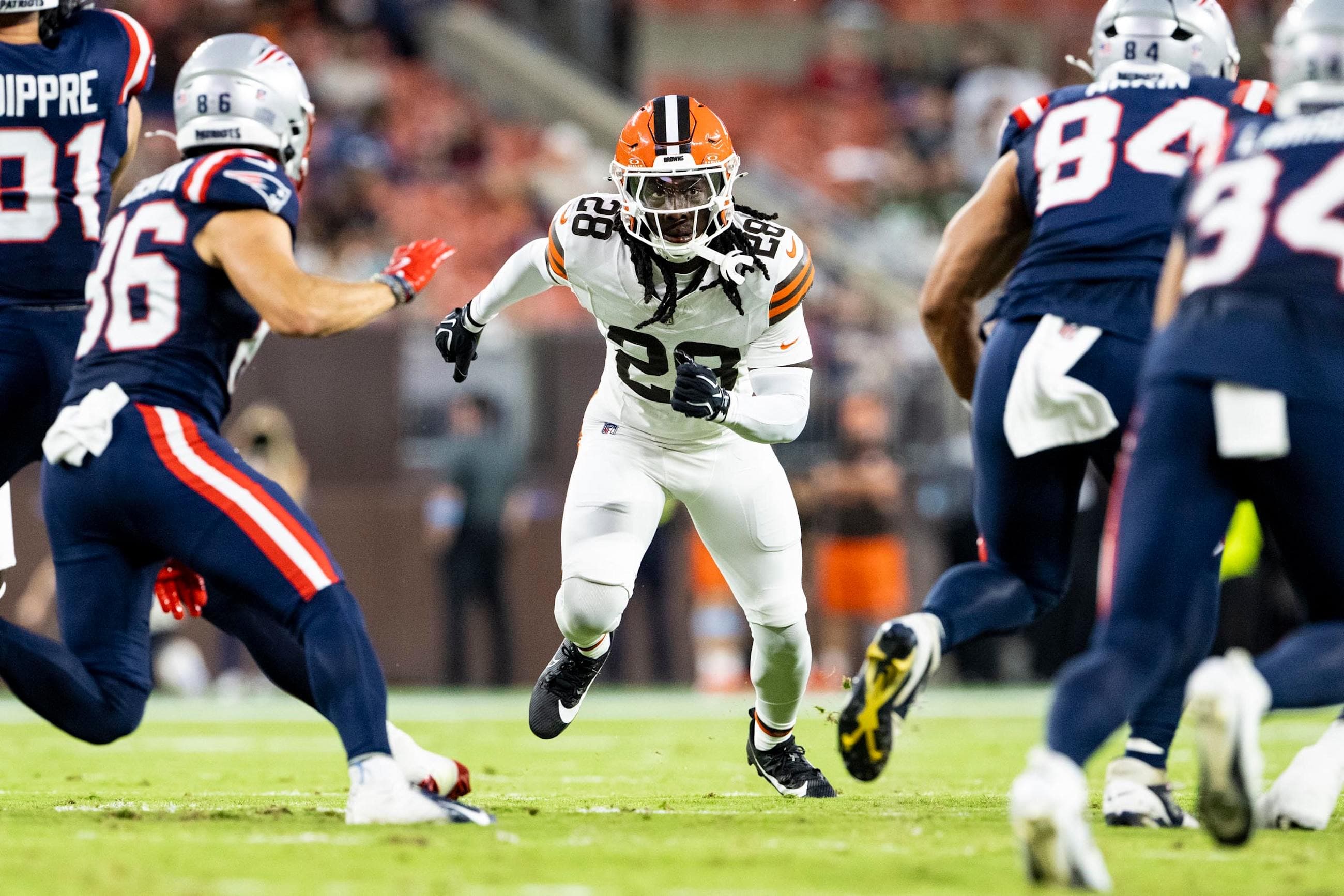 Safety Emmanuel McNeil Warren (28) during a preseason NFL football game between the New England Patriots and Cleveland Browns on August 27, 2026 at Huntington Bank Field. The Browns won 37 13.
