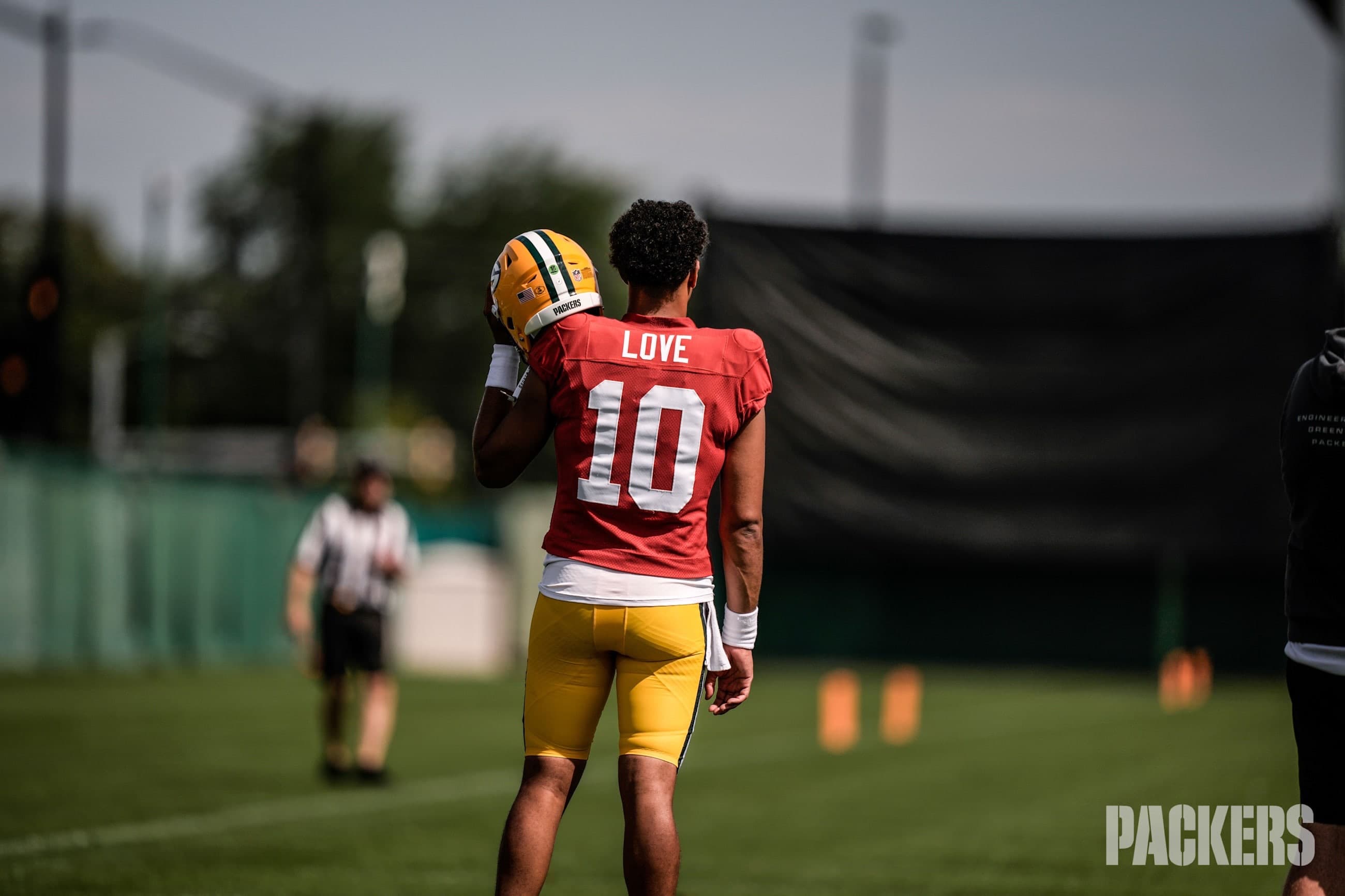 10   QB Jordan Love