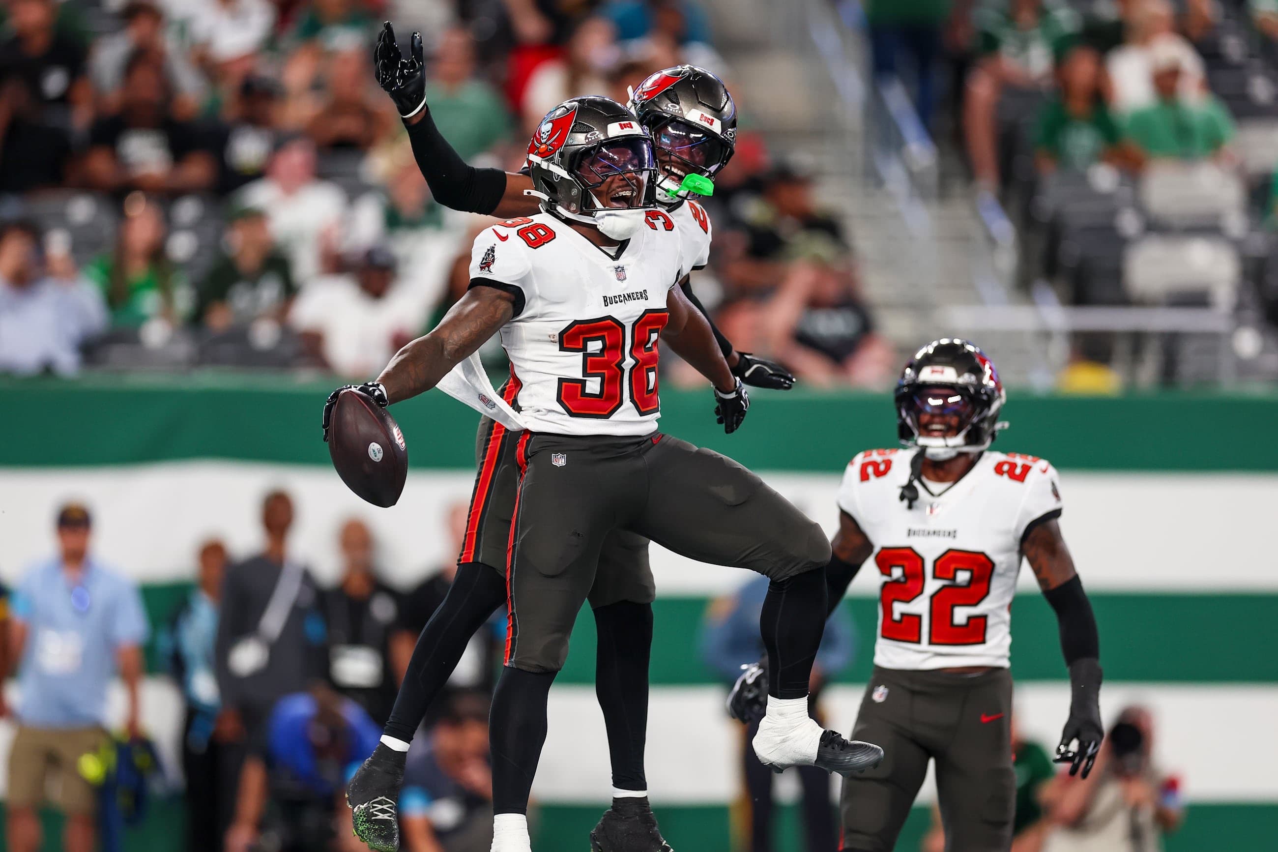 Bucs vs. Jets