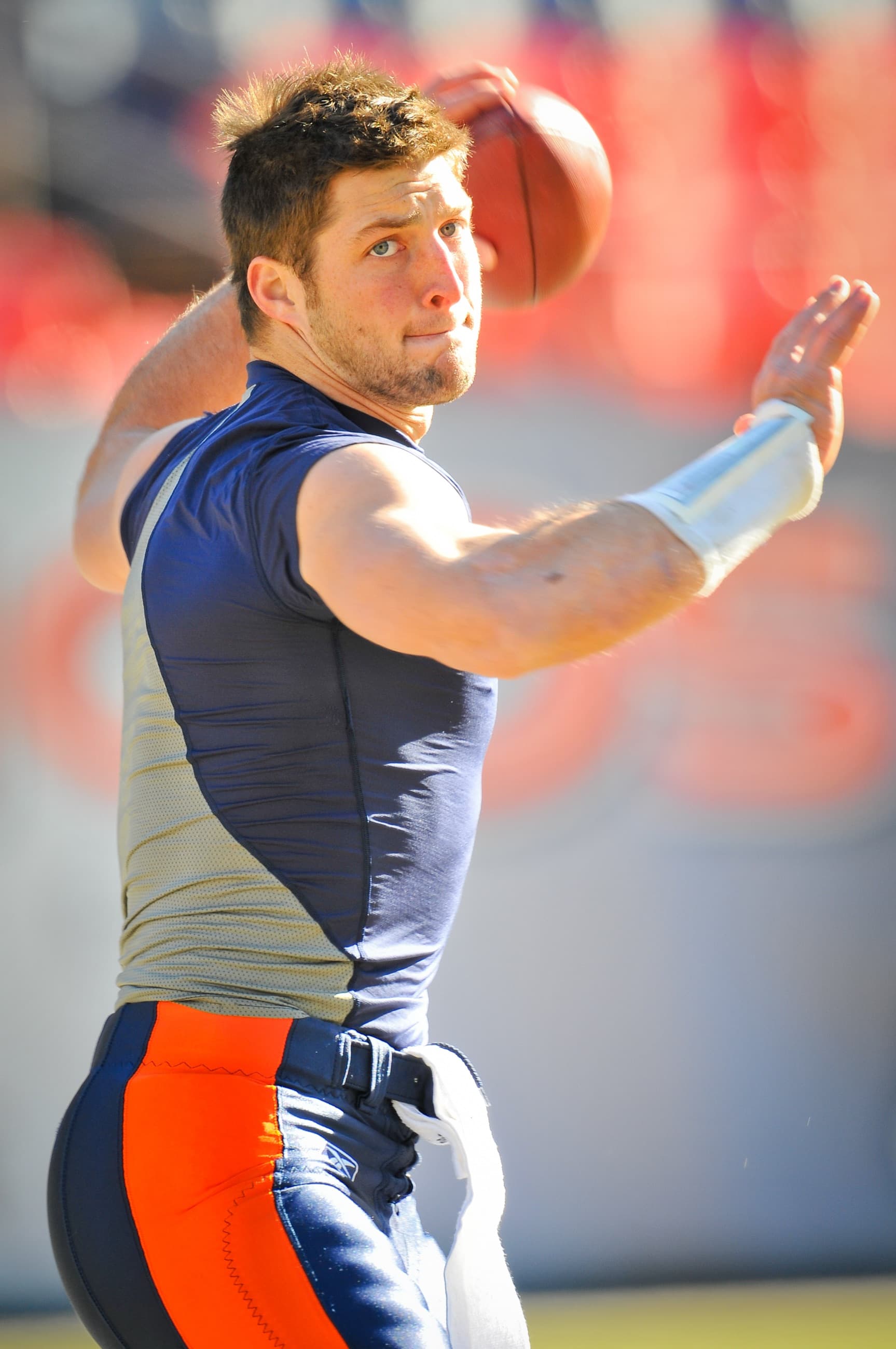 Tim Tebow Denver Sports Authority Field 2012 01 01