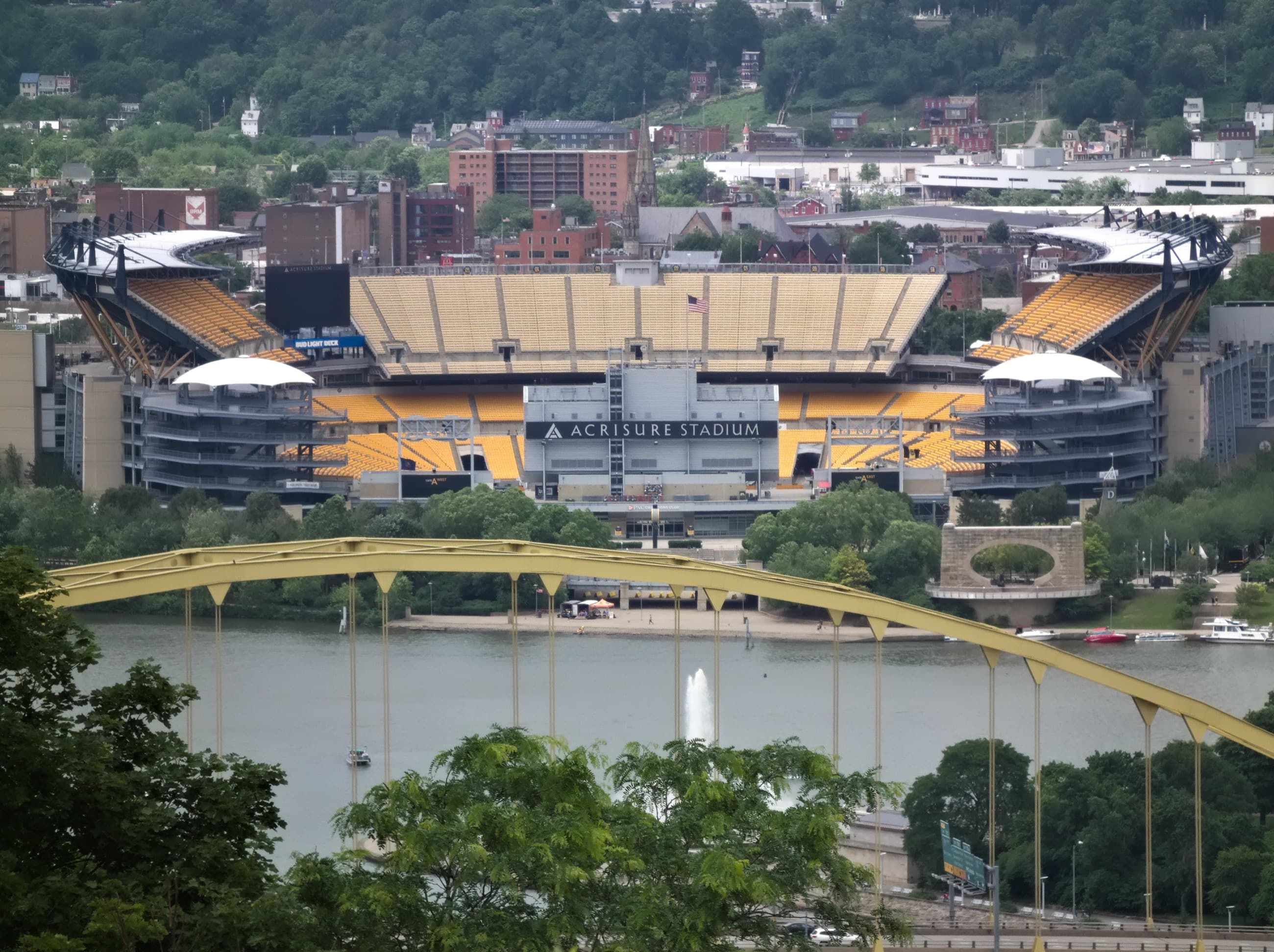Acrisure Stadium with Fort Pitt Bridge in foreground, Pittsburgh, 2024 05 27