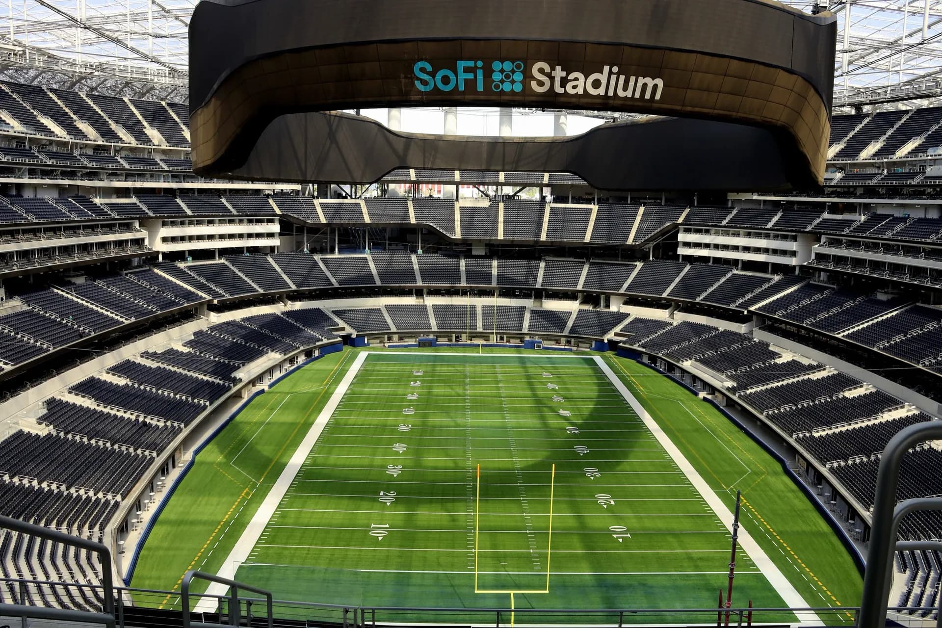 SoFi Stadium (51126606022)