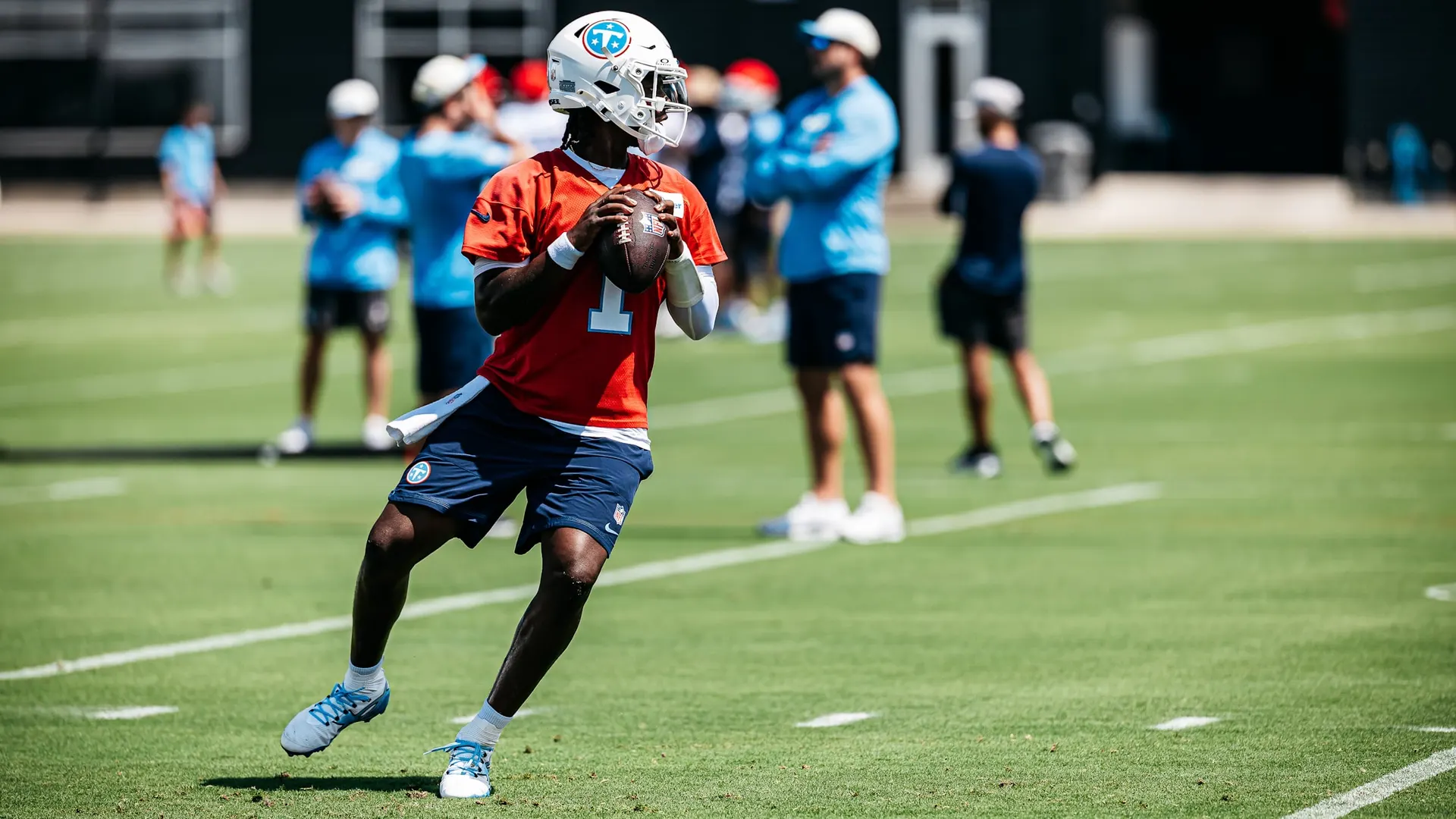 Quarterback Cam Ward #1 of the Tennessee Titans during practice at Vanderbilt Health Football Center on September 1, 2026 in Nashville, TN. Photo By Donald Page/Tennessee Titans